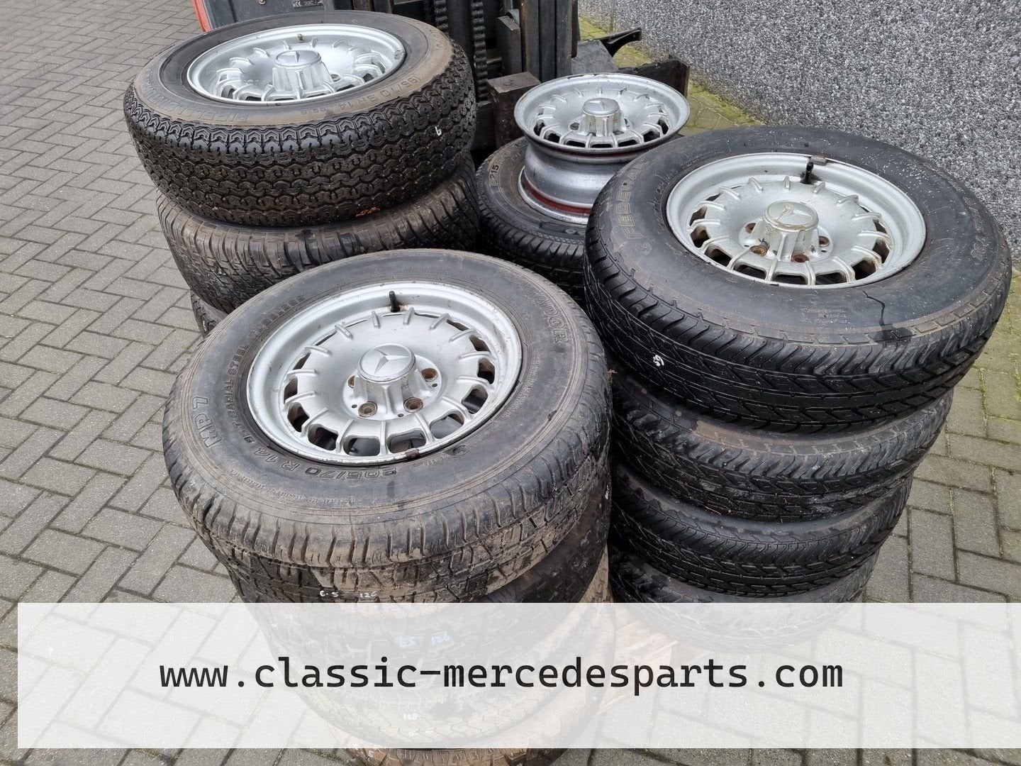 4 Kroonkurkvelgen Mercedes 14 inch w123 w114 w115 6j, Auto-onderdelen, 14 inch, Velg(en), -, -