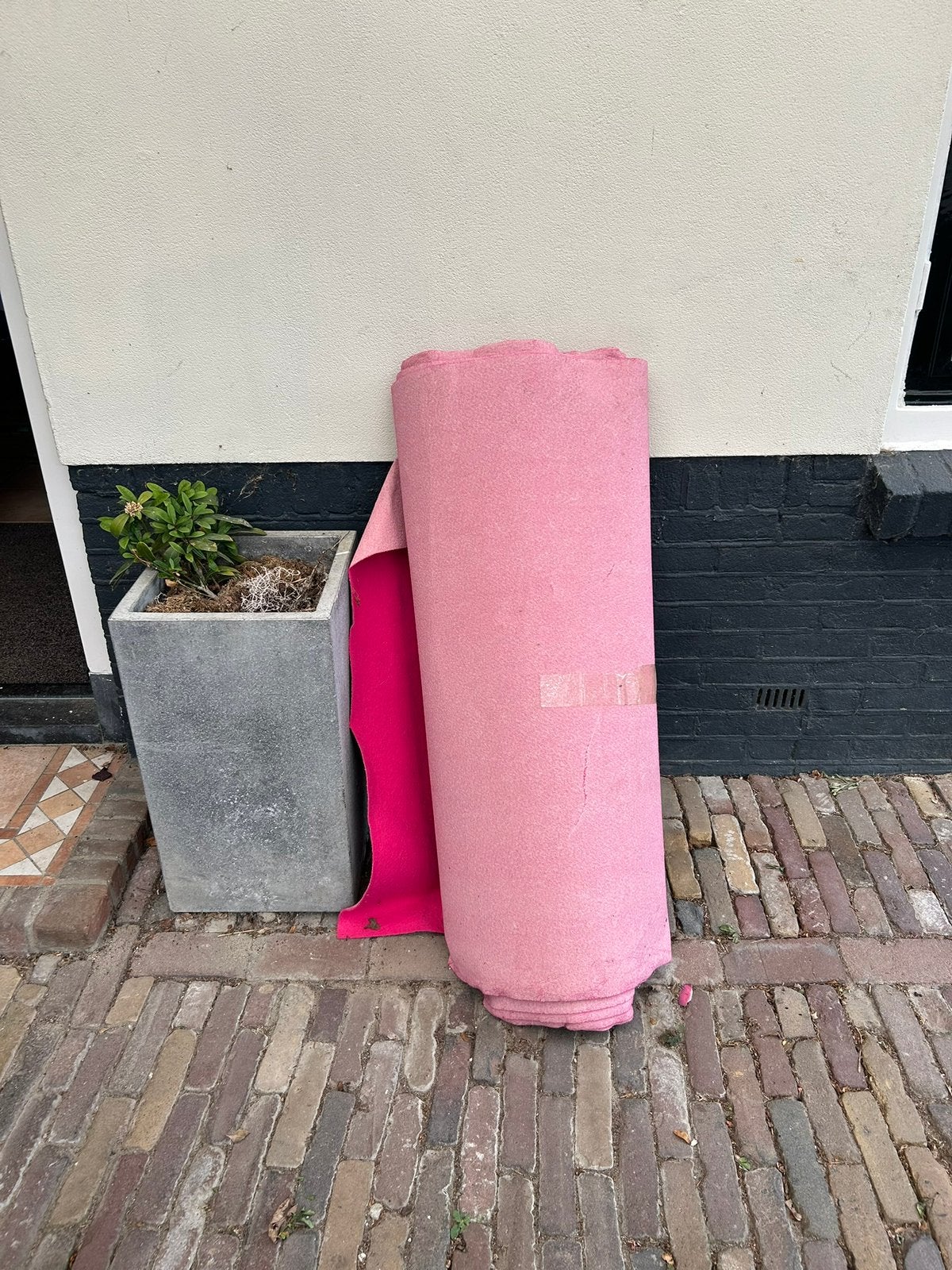 Lange roze loper, Ophalen, 200 cm of meer, 50 tot 100 cm, Zo goed als nieuw