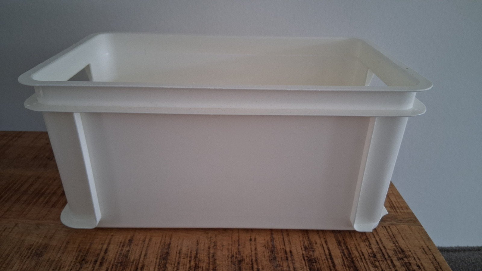 Rubbermaid opbergbak 9 liter € 5, Ophalen, Gebruikt, Minder dan 50 cm, 5 – 50