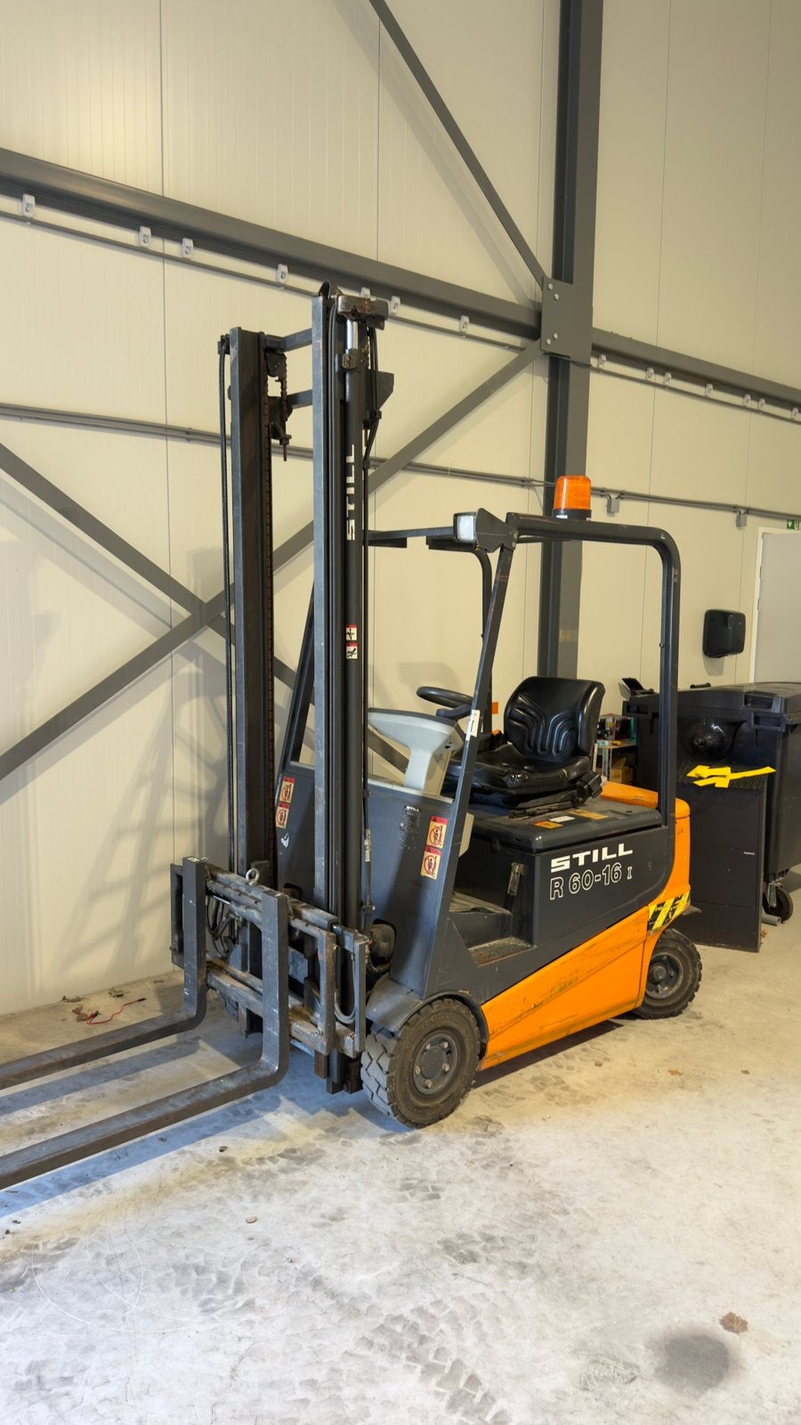 Still R60-16i Heftruck met 3-fase lader en automaat, 1000 tot 2000 kg, Ophalen, Elektrisch, Heftruck