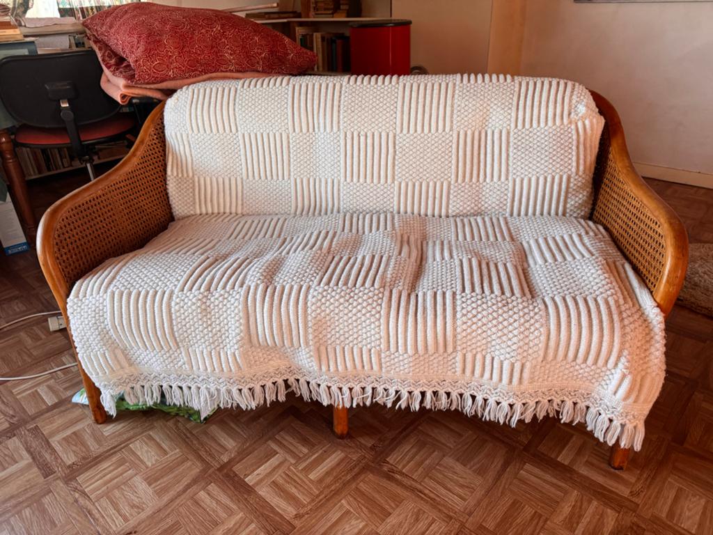 Vintage rotan bankje met kussen, Ophalen, Gebruikt, Tweepersoons, Minder dan 150 cm