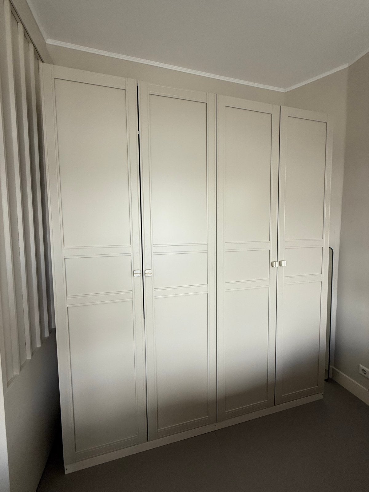 IKEA PAX / FLISBERGET Kledingkast wit/lichtbeige 200x60x236, Ophalen, Overige materialen, Gebruikt, 200 cm of meer