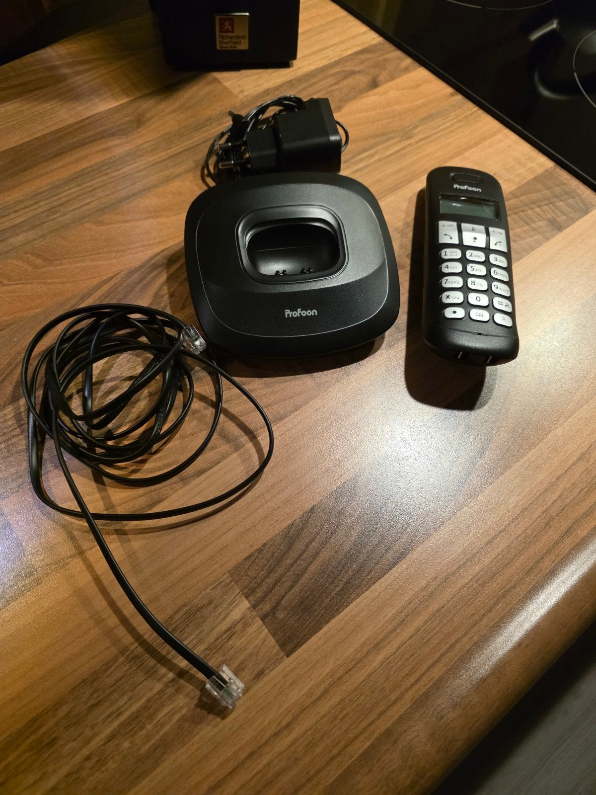 (Huis)Telefoonset (2x) Profoon Dect PDX-1120, Ophalen, Zo goed als nieuw, 2 handsets