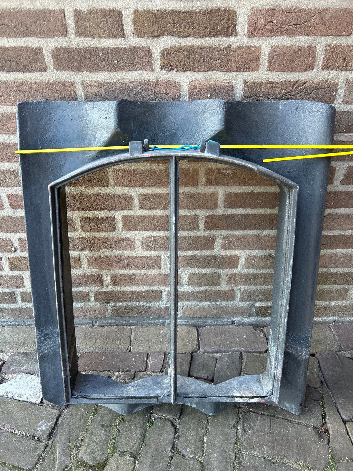 Gietijzeren dakraam 65x73, Doe-het-zelf en Verbouw, Glas en Ramen, Ophalen, Gebruikt, Dakraam, Minder dan 80 cm