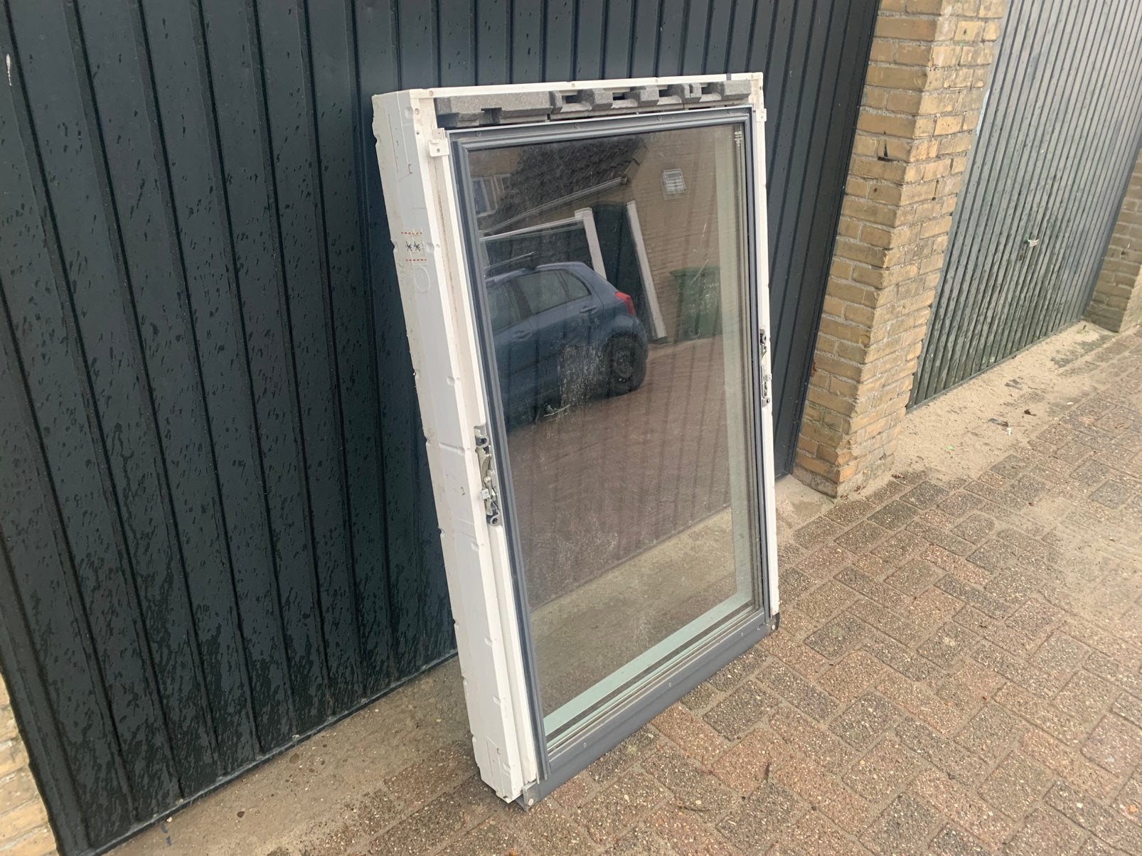 GGU PK08 KUNSTSTOF VELUX DAKRAAM HR++ MET GOOTSTUKKEN, Ophalen, Kunststof, Raamkozijn, Zo goed als nieuw