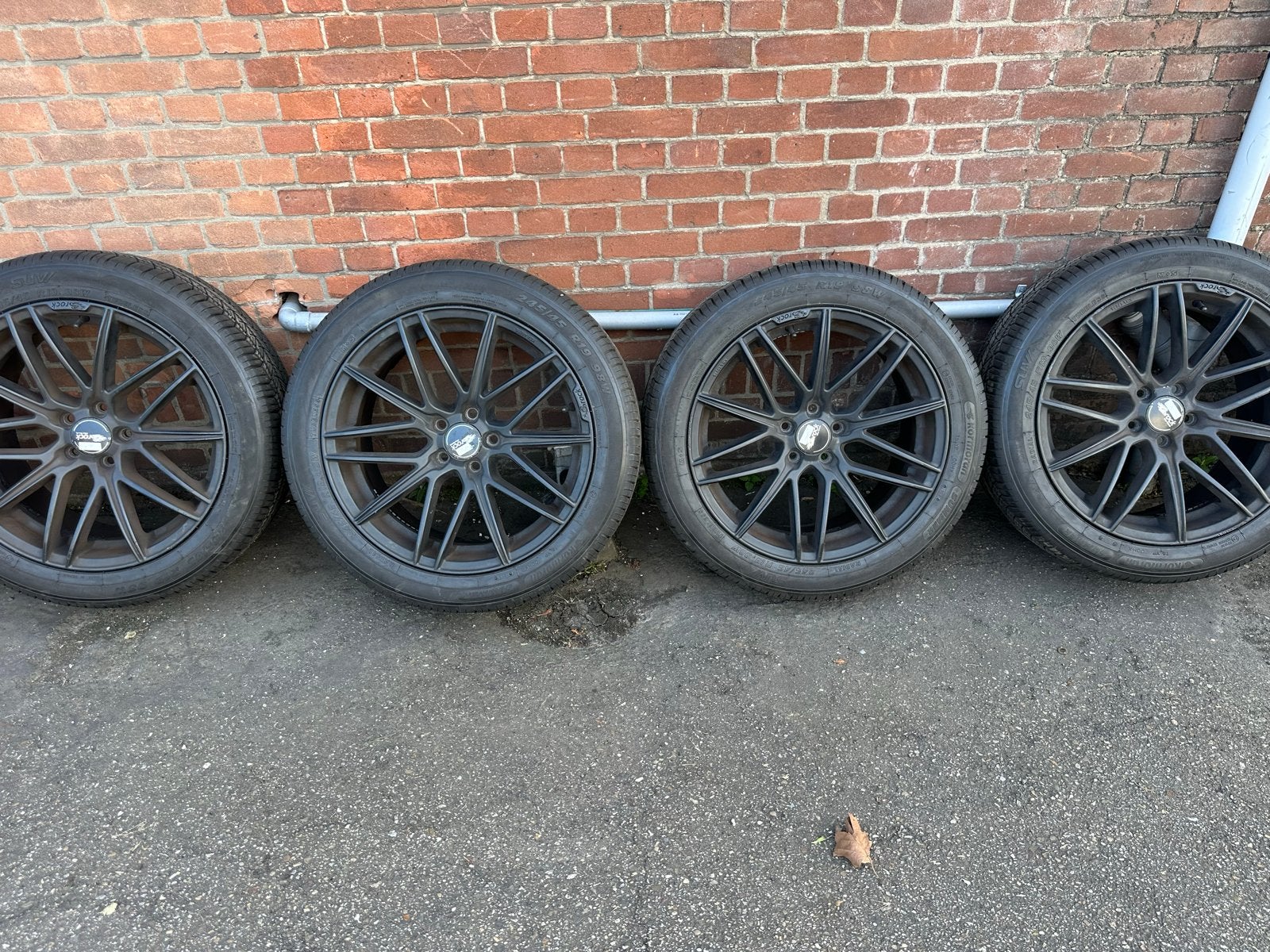 Mercedes Vito Brock 19 inch velgen  zomer 245/45 R19 98W, Auto-onderdelen, Banden en Velgen, 19 inch, Banden en Velgen, Ophalen of Verzenden