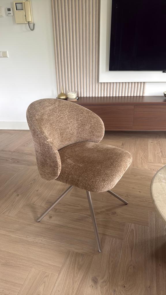 4x Zo goed als nieuwe taupe draaibareeetkamerstoelen kwantum, Ophalen, Overige kleuren, Zo goed als nieuw, Vier