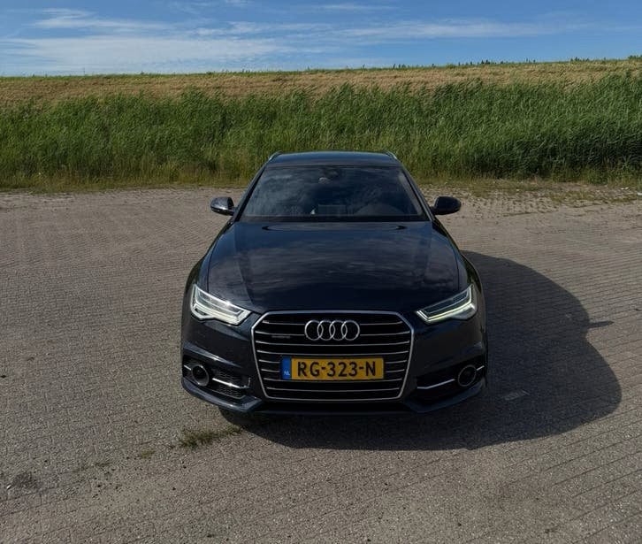 Audi A6 3.0 TFSI Quattro S-Line |333 PK,Zeer luxe uitvoering, Zwart, 2995 cc, Blauw, 1790 kg