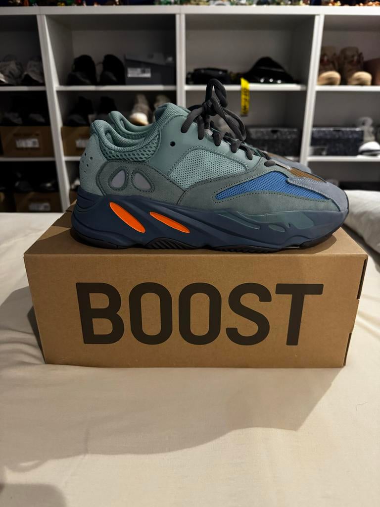 Yeezy Boost 700 Faded Azure - Maat 44, Kleding | Heren, Schoenen, Blauw, Ophalen of Verzenden, Sneakers of Gympen, Zo goed als nieuw