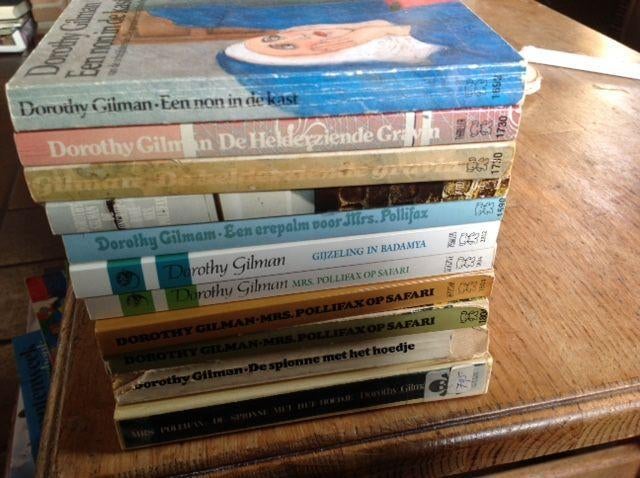 Dorothy gilman, Boeken, Ophalen of Verzenden, Gelezen