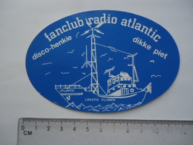 sticker oud Vlijmen PIRAAT Atlantic zendschip Henkie Piet, Verzenden, Zo goed als nieuw, Bedrijf of Vereniging