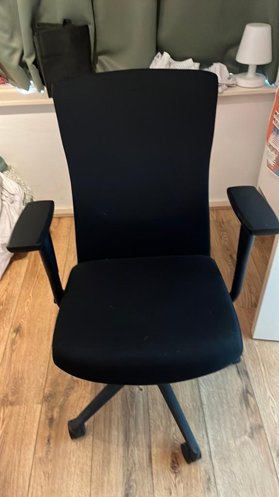 Ergonomische Burostoel, Ophalen, Zo goed als nieuw, Zwart