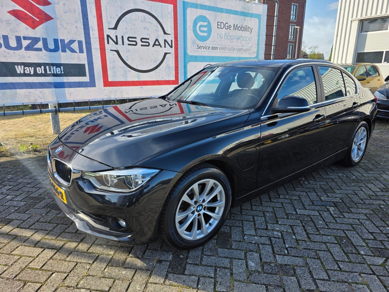 BMW 3-Serie 330e Iperformance 252pk Aut 2016 Zwart, Auto's, Achterwielaandrijving, Zwart, Bedrijf, Hybride Elektrisch/Benzine