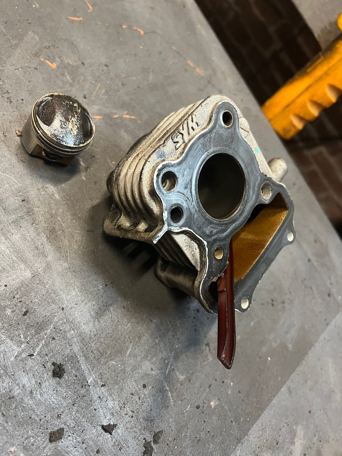 Sym mio 50cc 4t cilinder, Motoren, Ophalen