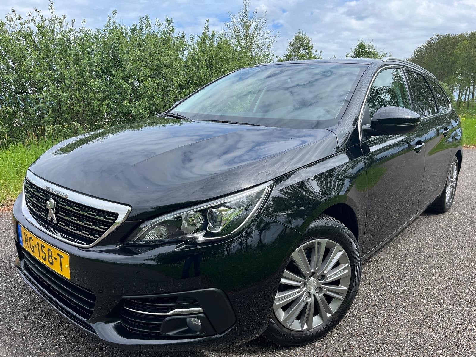 Peugeot 308 SW 1.2 | Automaat | Clima | Cruise | Panodak | T, Auto's, Gebruikt, Euro 6, 1199 cc, 635 kg