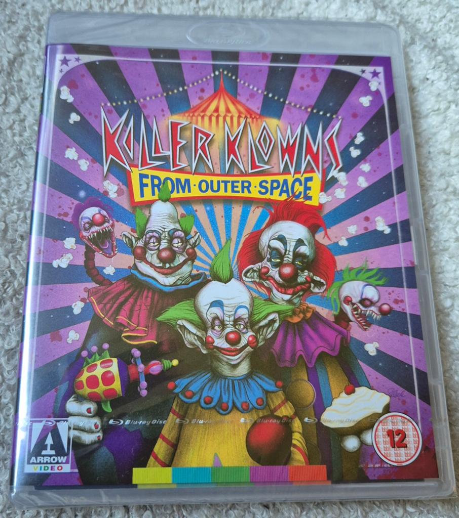 Arrow video Blu-ray: Killer Klowns of Outer Space (sealed), Cd's en Dvd's, Dvd's | Horror, Vanaf 12 jaar, Ophalen of Verzenden