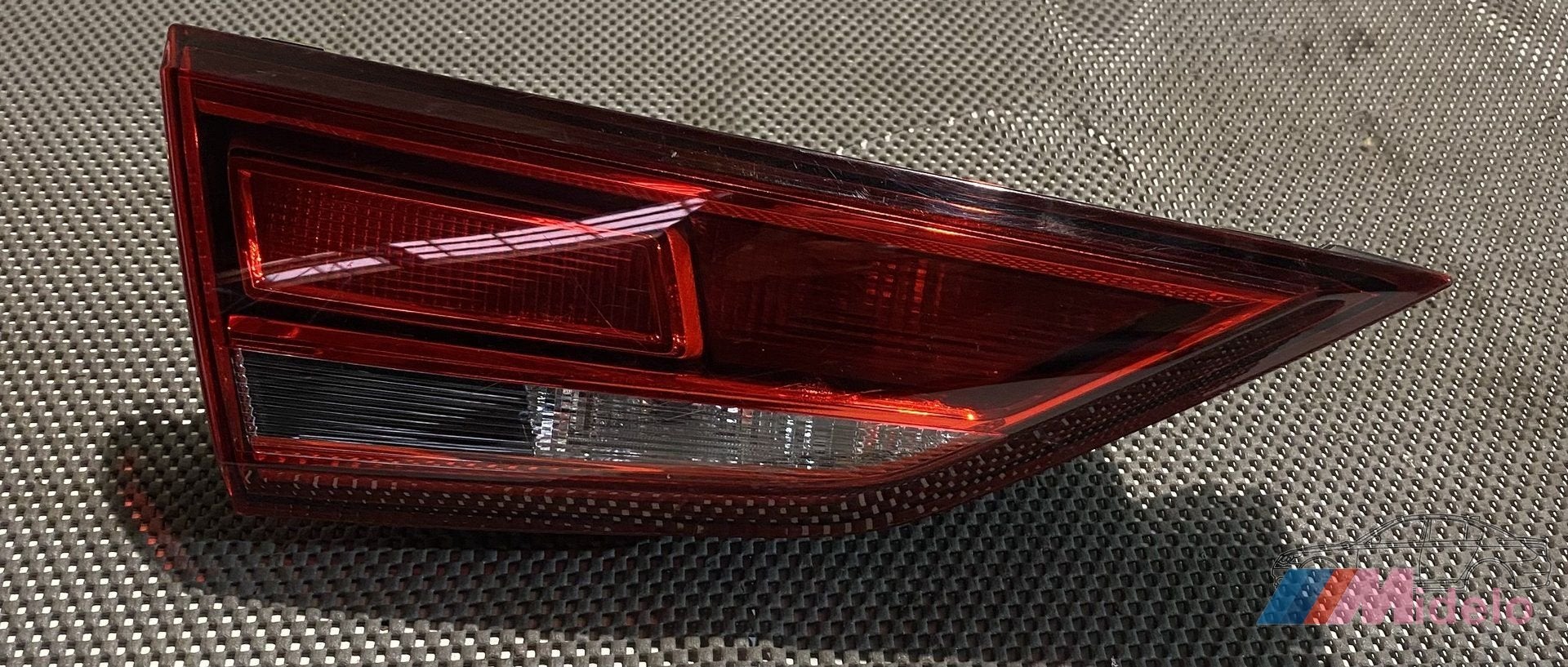 AUDI A3 ACHTERLICHT LINKS 8V5945075, Gebruikt, -, -, -