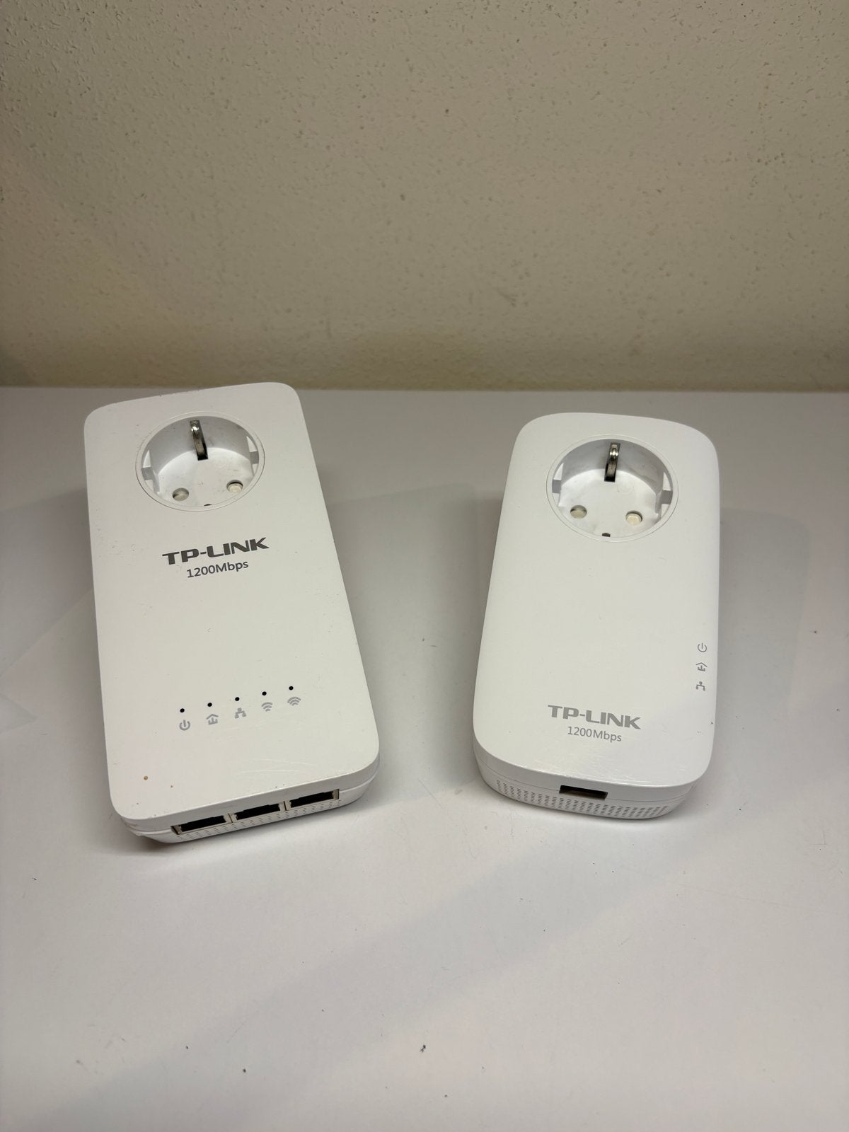 TP-Link AV1200 Powerline Adapters (2 stuks), Ophalen of Verzenden, Gebruikt, Router