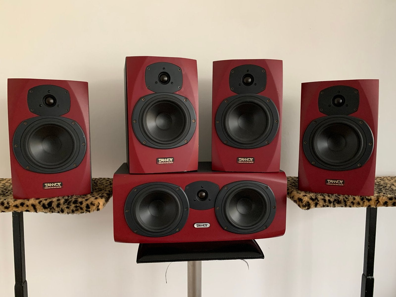 Tannoy Reveal Studio Monitor Speakerset (5 stuks), Gebruikt, Ophalen of Verzenden, Basreflex, Minder dan 60 watt