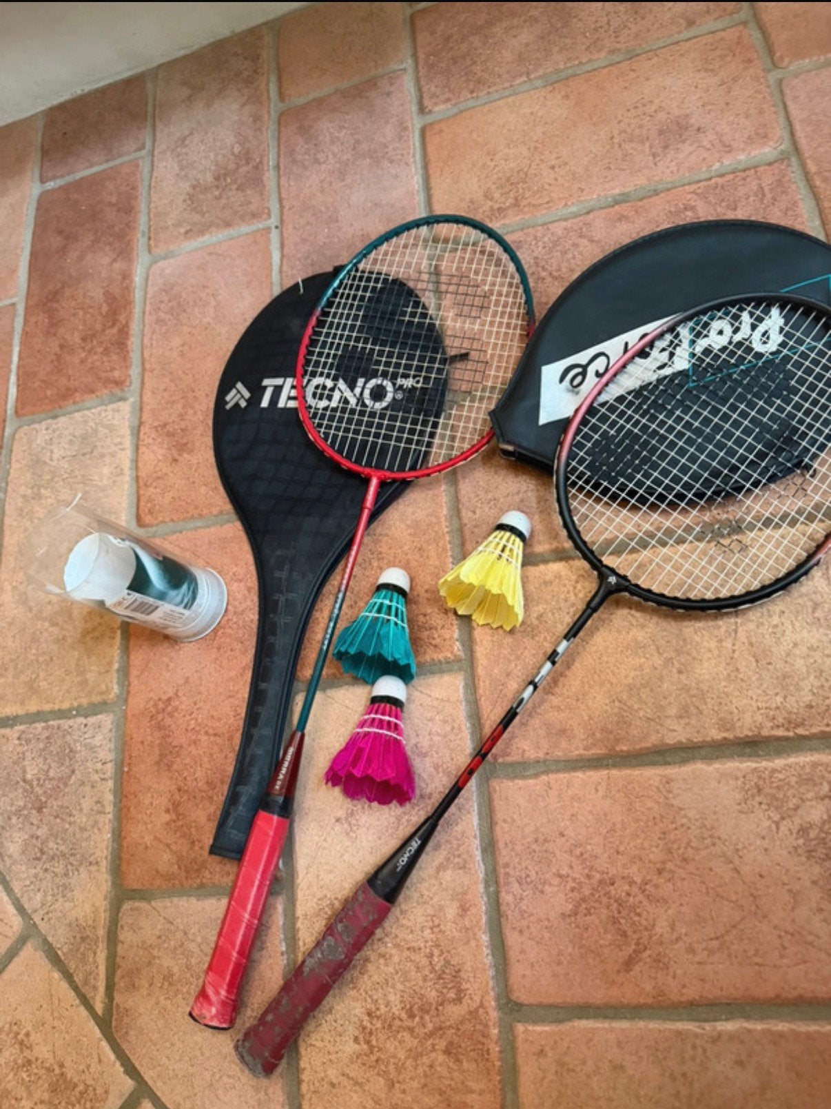 Professionelere Badminton rackets 2x incl shuttles, Ophalen of Verzenden, Gebruikt, Racket(s)