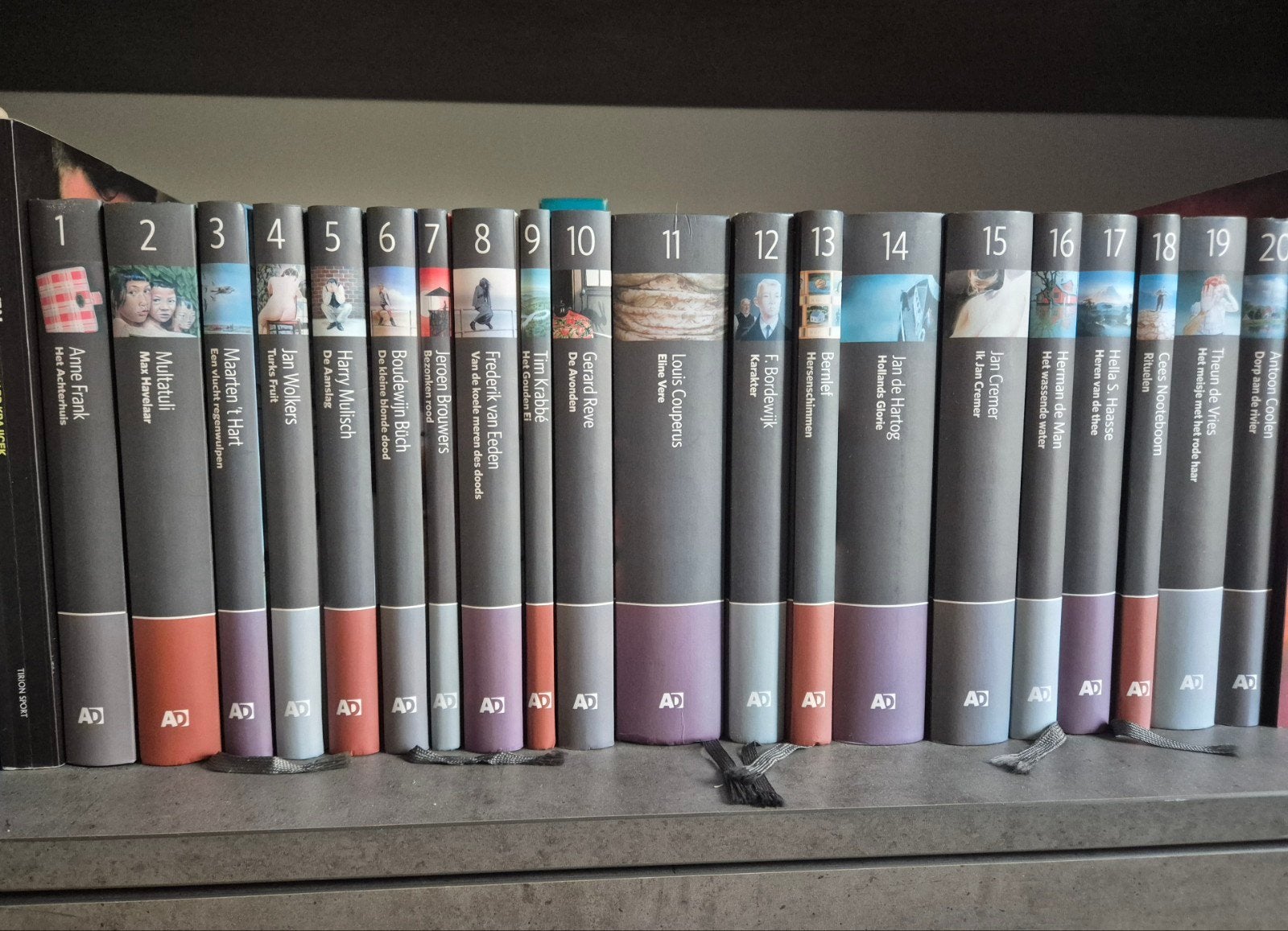 AD Klassiekers Boekenreeks - Complete Set (20 delen), Boeken, Ophalen, Zo goed als nieuw, Diverse Nederlandse auteurs, Nederland
