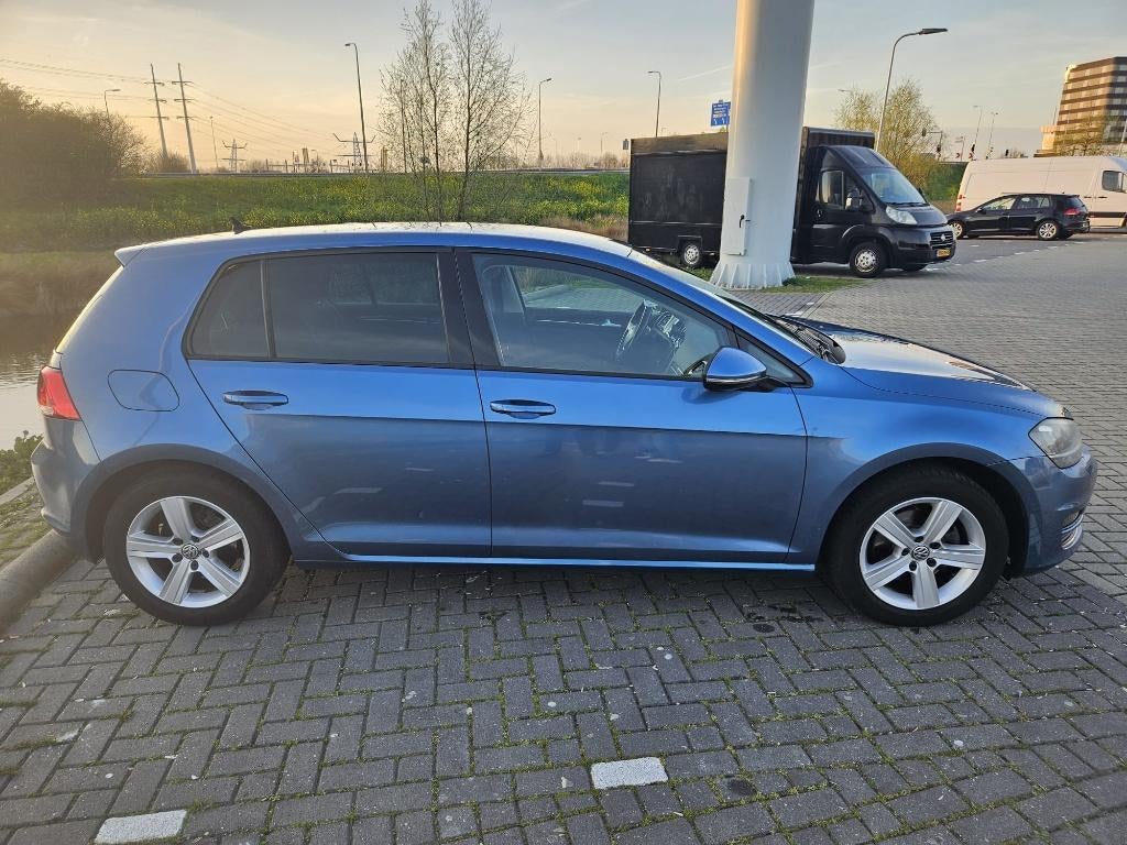 Volkswagen Golf 1.2 TSI 77KW 5D 2013 Blauw, Euro 5, Achterwielaandrijving, Zwart, 4 cilinders