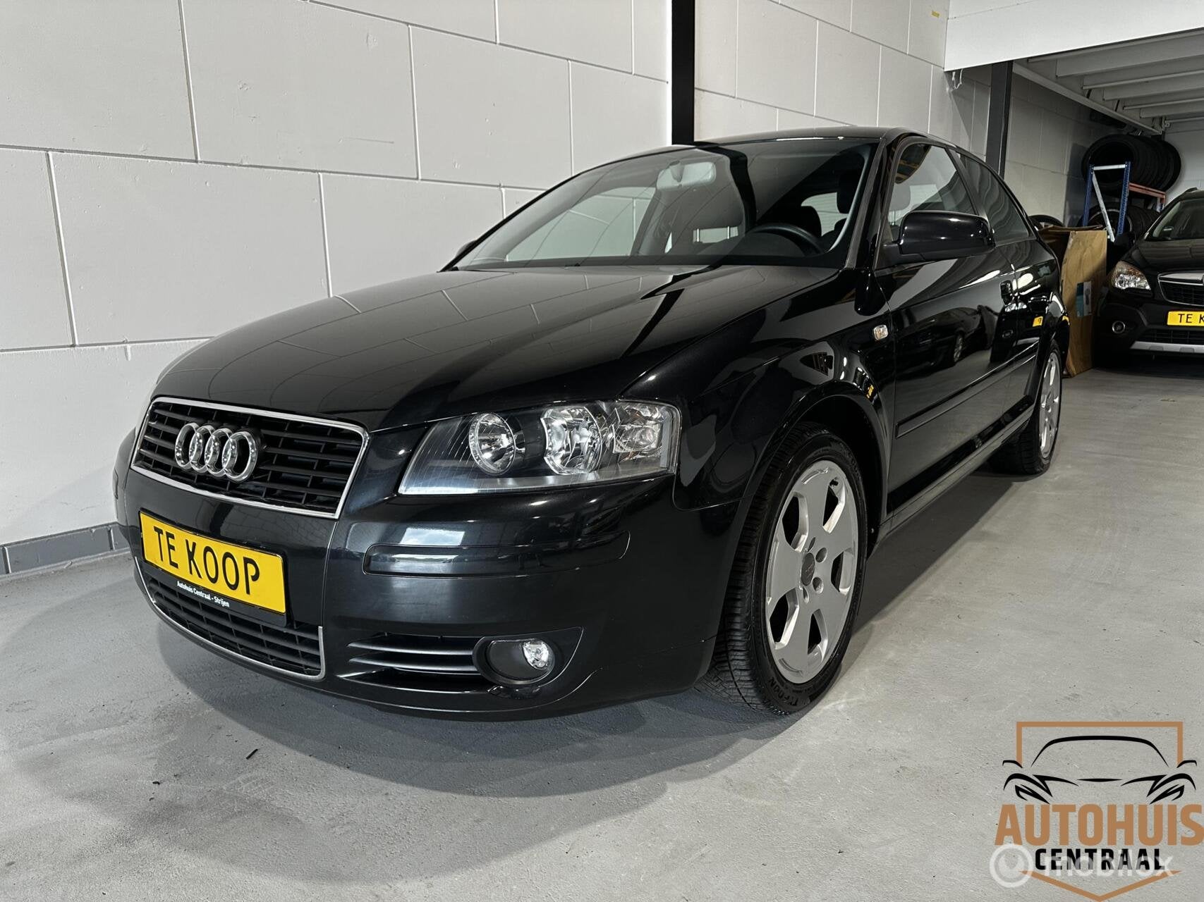Audi A3 1.6 Ambition*AUTOMAAT*schuif/kanteldak*Elekramen, Stof, Gebruikt, Zwart, 4 cilinders