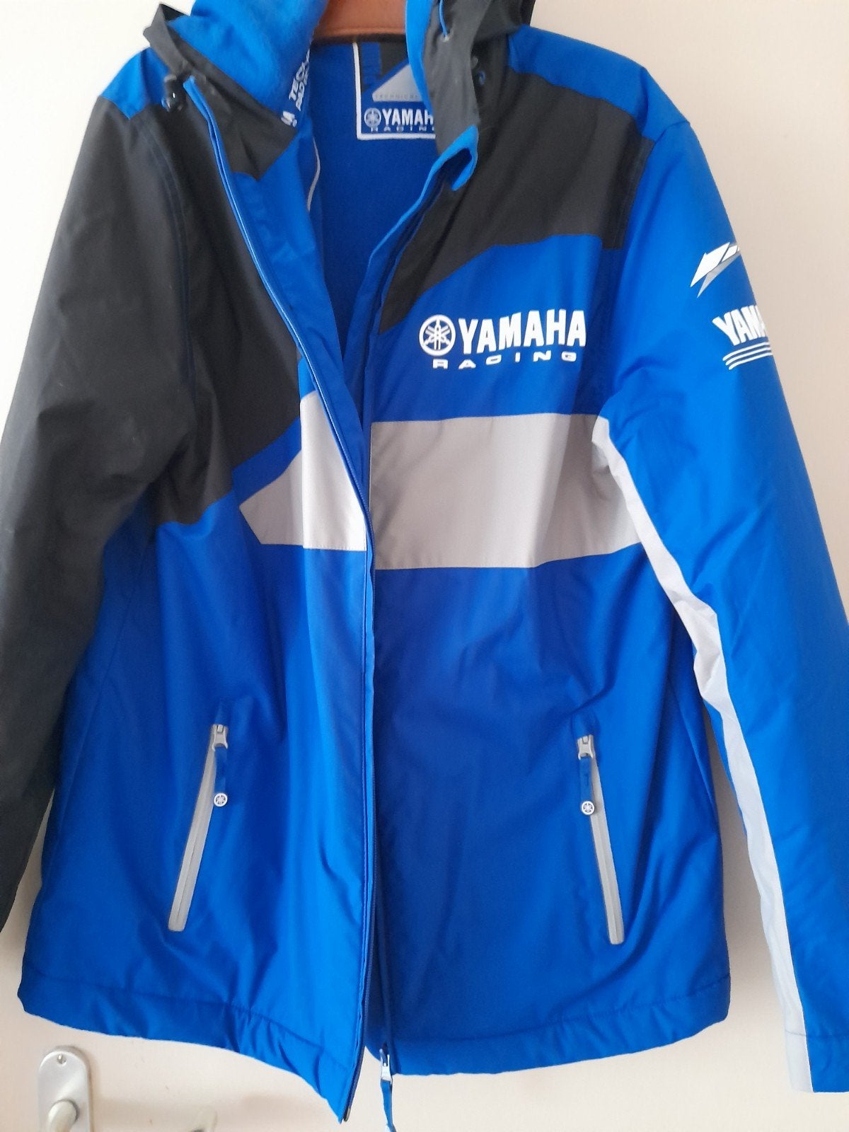 Fonkelnieuwe Yamaha Racing jas - Maat L, Motoren, Kleding | Motorkleding, Jas | textiel, Heren, Yamaha, Ophalen of Verzenden