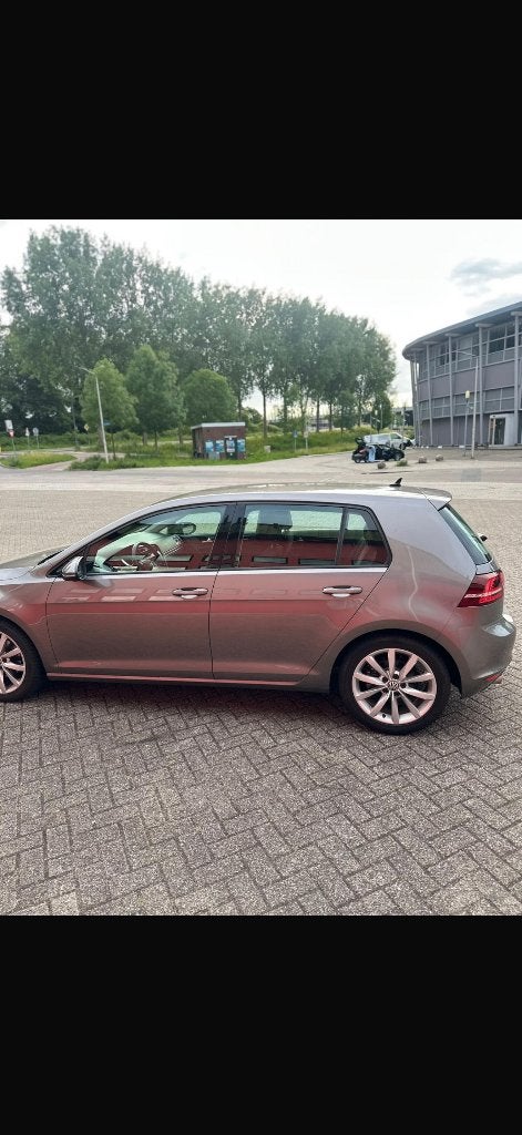 Volkswagen Golf 1.4 TSI 90KW DSG 2014 Grijs, Auto's, Zwart, 4 cilinders, Alcantara, 122 pk