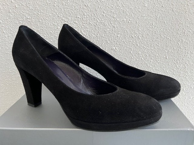 NIEUW Lilian plateau pumps zwart suède maat 41, Pumps, Verzenden, Lilian, Zwart