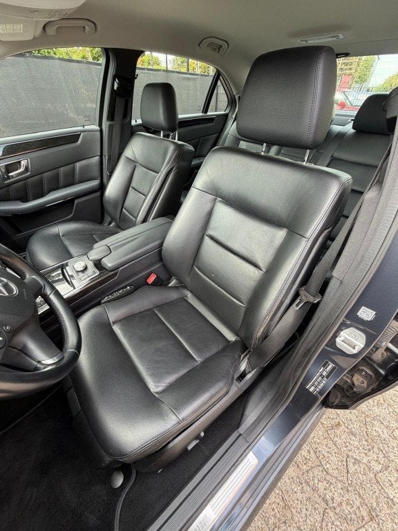 Mercedes-benz E-KLASSE E220CDI Leder Distronic camera 2e eig, Auto's, Mercedes-Benz, Euro 5, Gebruikt, 4 cilinders, 2000 kg