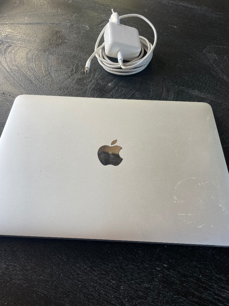 Apple MacBook 2017 met lader, Ophalen, Gebruikt, 2 tot 3 Ghz, 13 inch