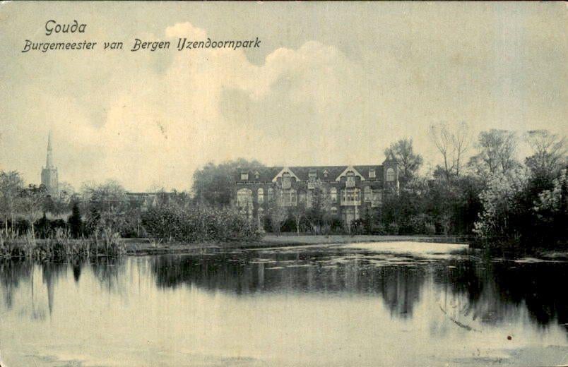Gouda - Burgemeester van Bergen Ijzendoornpark, Ophalen of Verzenden, Voor 1920, Gelopen, Zuid-Holland