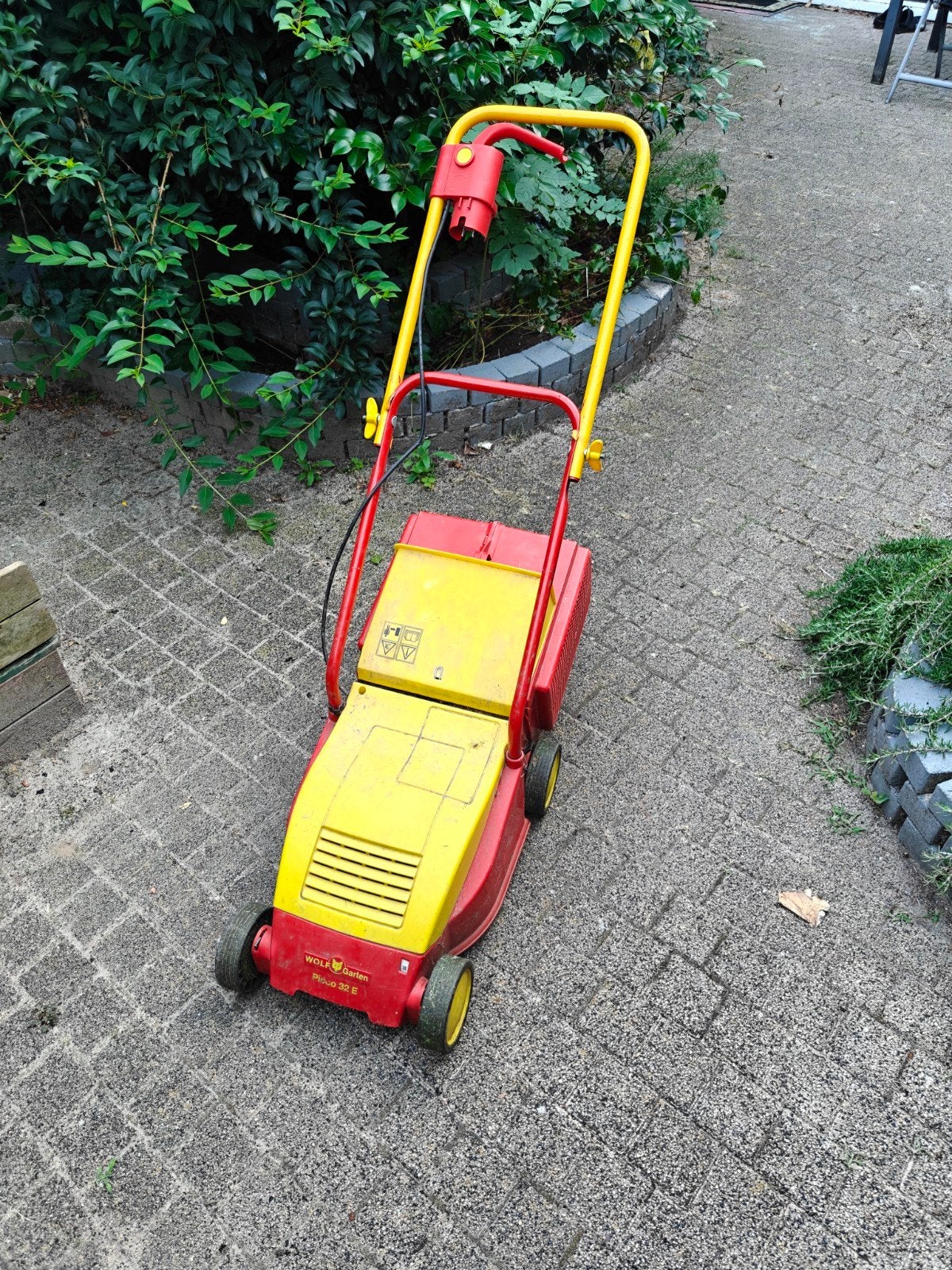 Wolf Garten Grasmaaier - Werkend, met kleine reparatie, Tuin en Terras, Grasmaaiers, Ophalen, Gebruikt, Elektrische grasmaaier