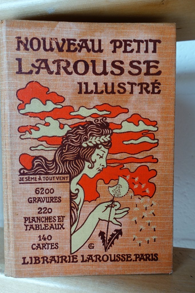 LAROUSSE, Ophalen of Verzenden, Gelezen, Algemeen, LAROUSSE