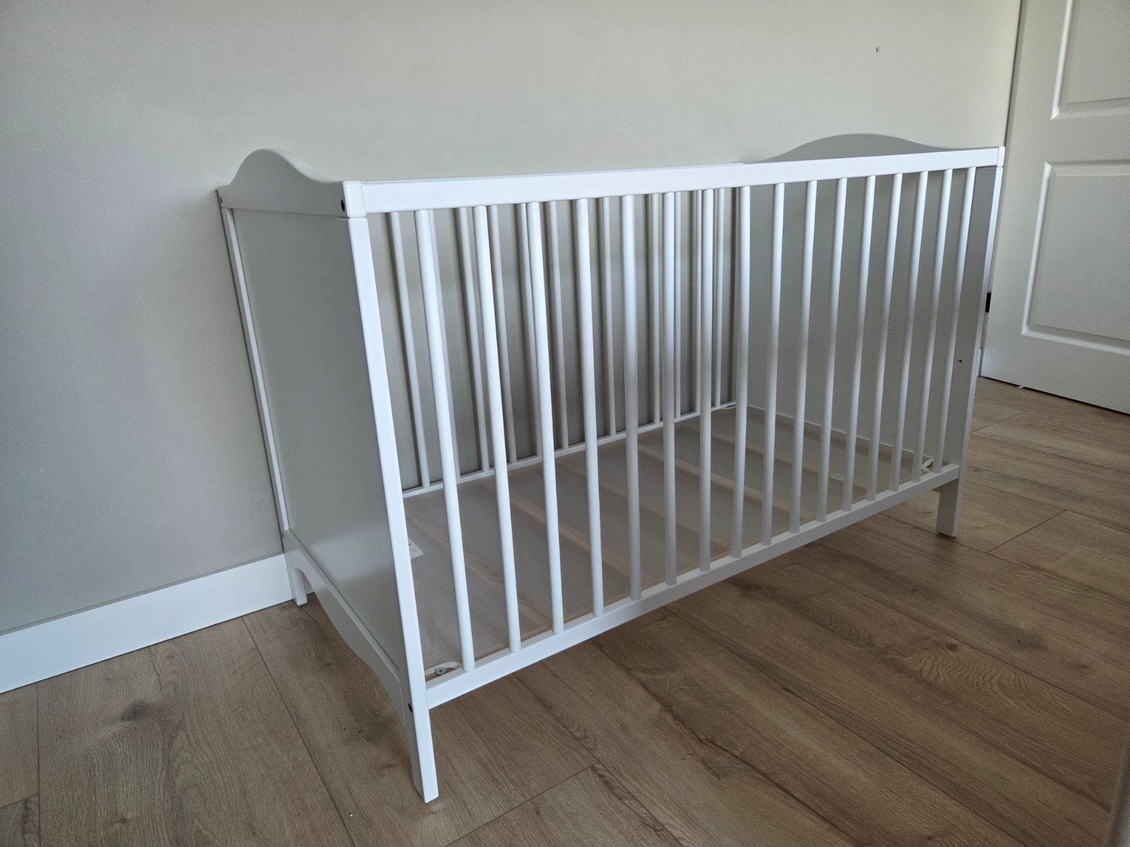 IKEA SMÅGÖRA babybedje, Ophalen of Verzenden, Zo goed als nieuw, Ledikant