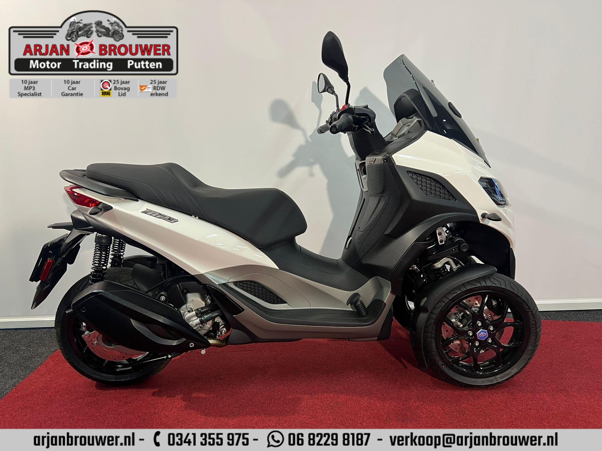 Piaggio MP3 310 HPE ABS E5+ NIEUW, Postbus 305
4900 AH  Oosterhout, NL, Overig, Customer_service@piaggio.com, ABS