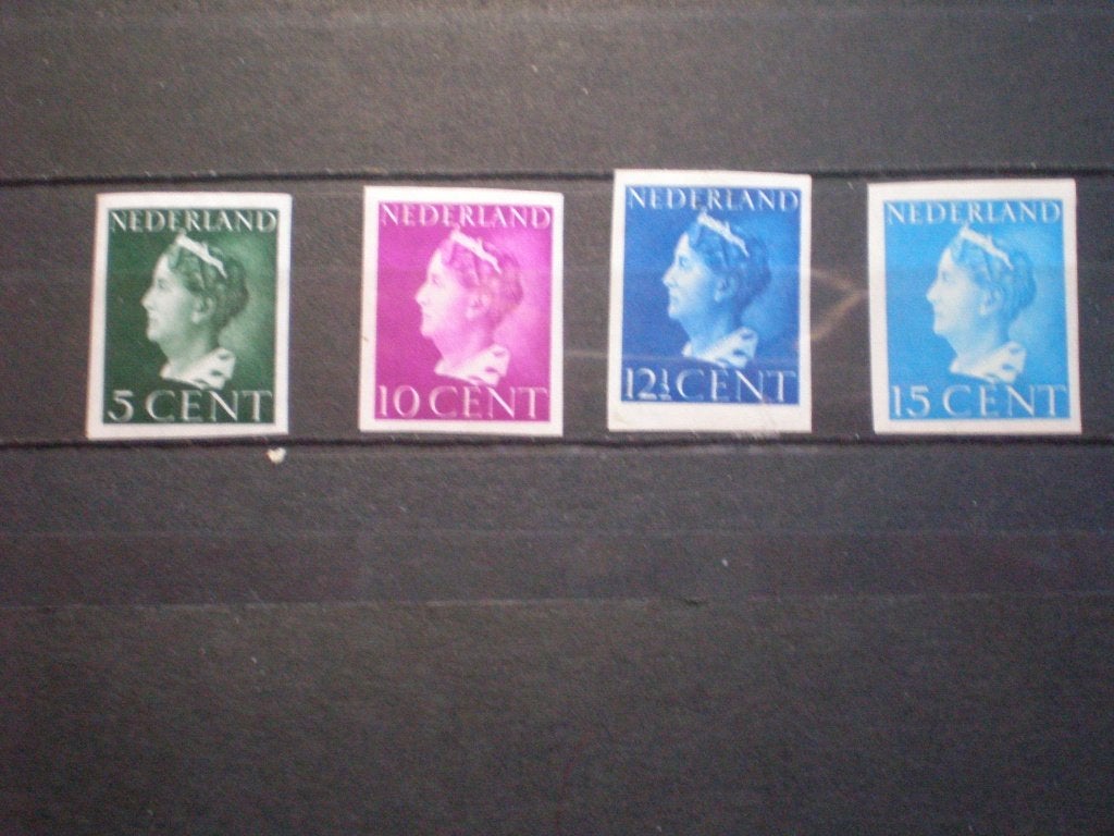 Nederland NVPH 332v- 337v postfris ( T 682)..€ 0,50, Postzegels en Munten, Postzegels | Nederland, Ophalen of Verzenden