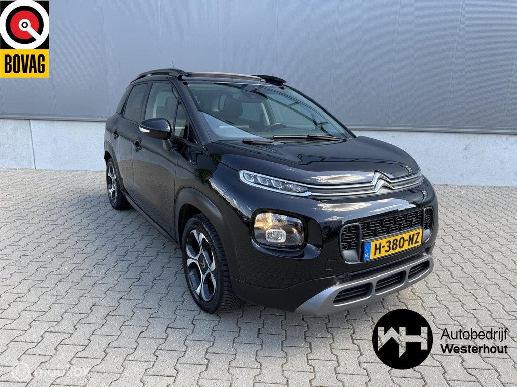 Citroen C3 Aircross 1.2 PureTech S&S Shine|PANO|NIEUWE APK|A, Auto's, Citroën, 840 kg, Gebruikt, Euro 6, Zwart