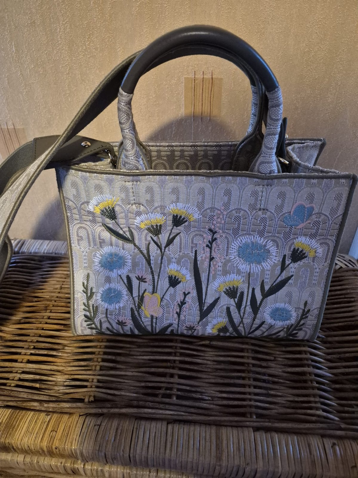 Furla tas, Ophalen of Verzenden, Beige
