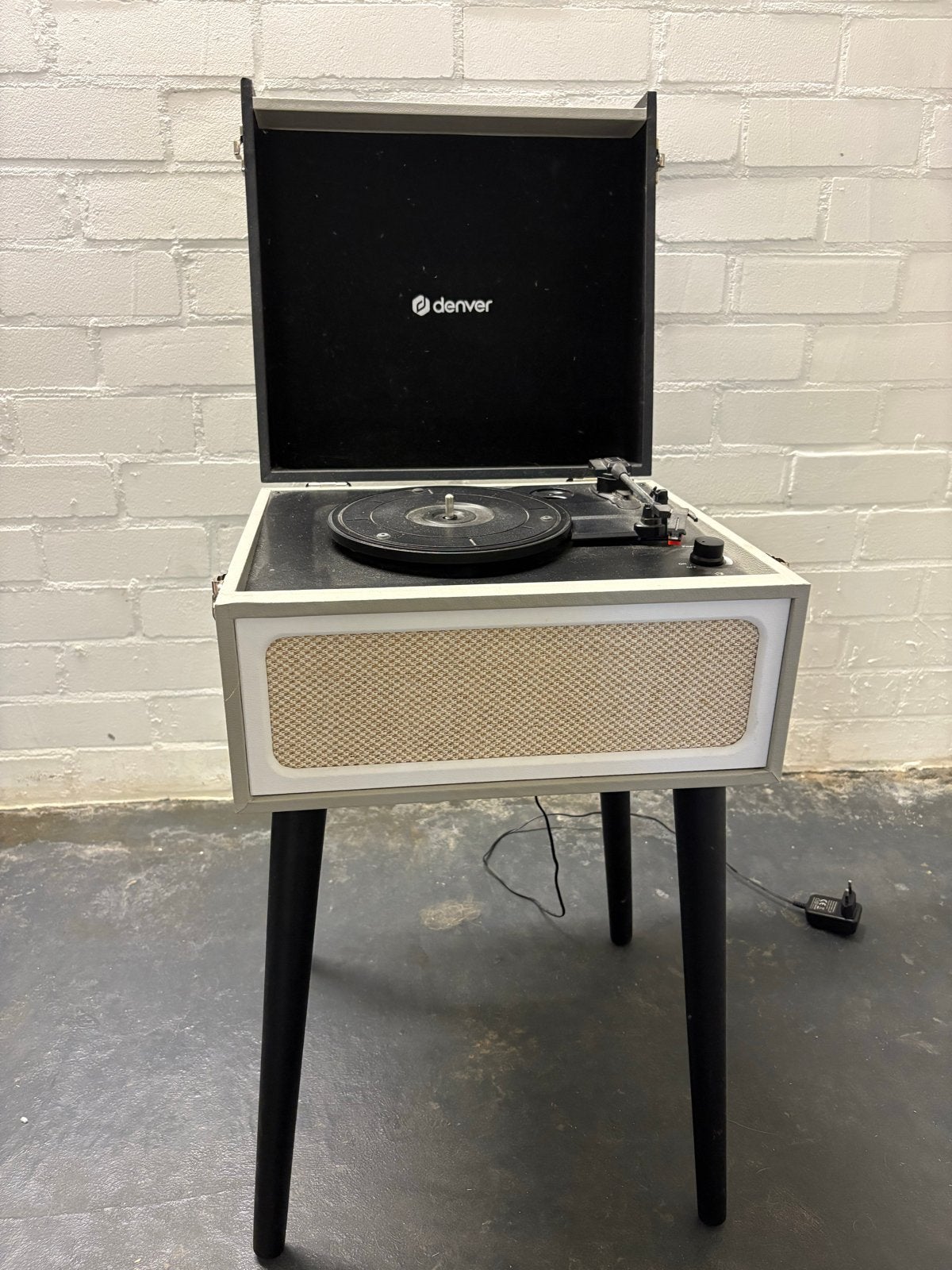Denver Platenspeler met poten - Retro Design, Audio, Tv en Foto, Platenspelers, Ophalen, Zo goed als nieuw, Platenspeler, Overige merken