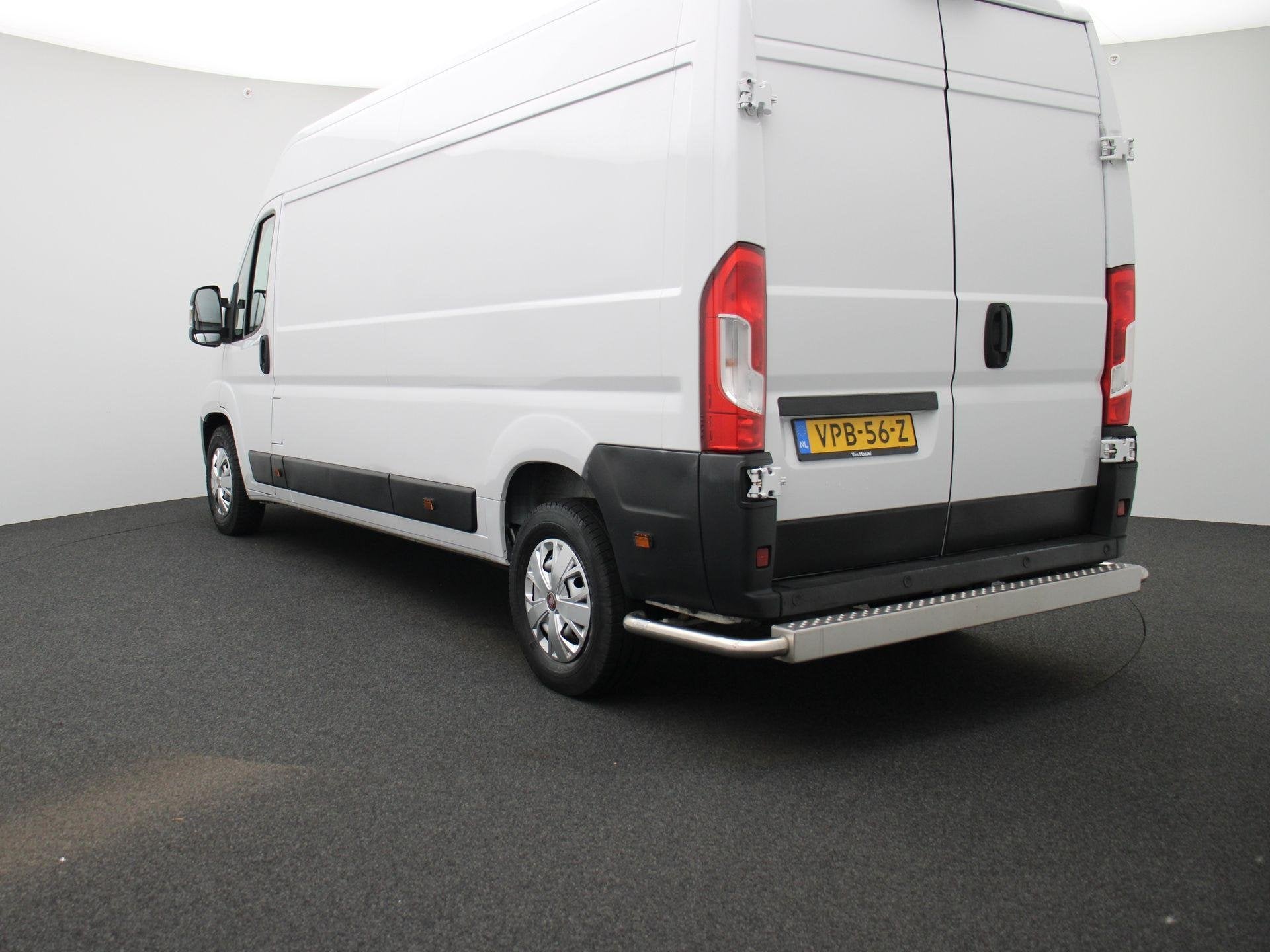 Fiat E-Ducato 3.5T L3H2 79 kWh | Navigatie | Climate Control, 12 maanden, Stof, Gebruikt, Zwart