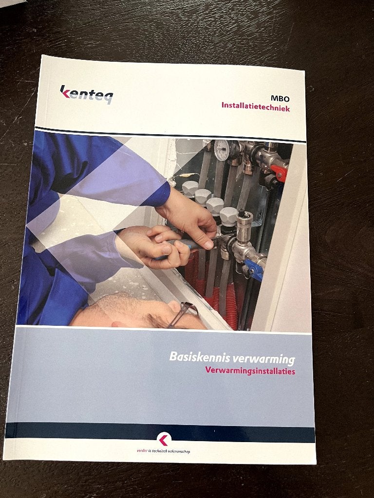 Basiskennis verwarming (MBO Installatietechniek) – Kenteq, Ophalen of Verzenden, Zo goed als nieuw