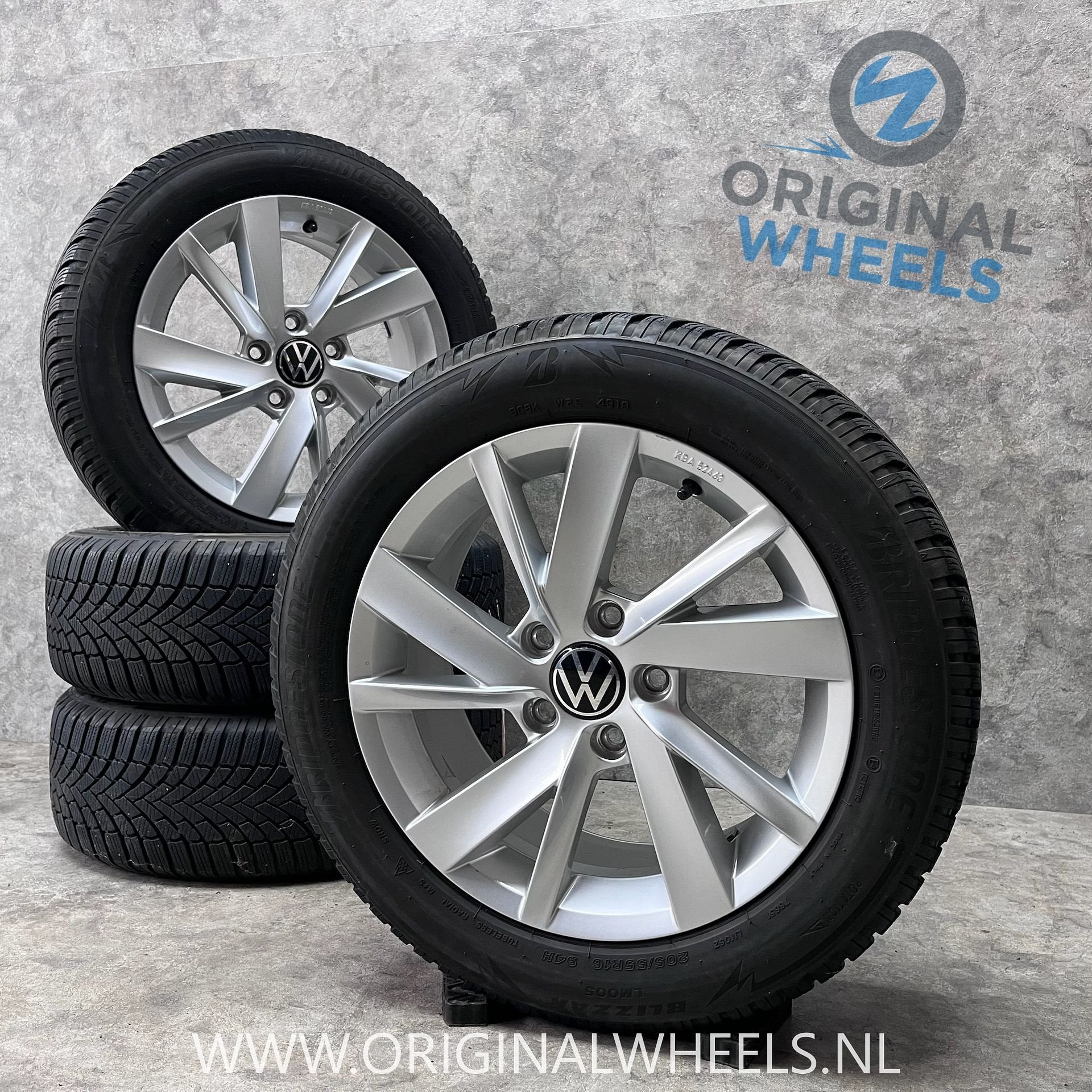 16 inch originele Gavia velgen + winterbanden VW Golf 8