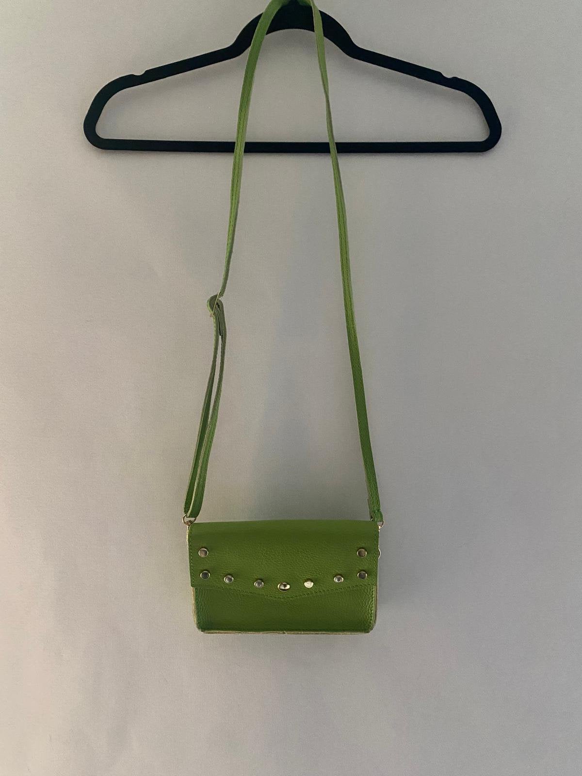 Leren Crossbody Tas – Made in Italy, Sieraden, Tassen en Uiterlijk, Tassen | Damestassen, Ophalen of Verzenden, Gebruikt, Groen