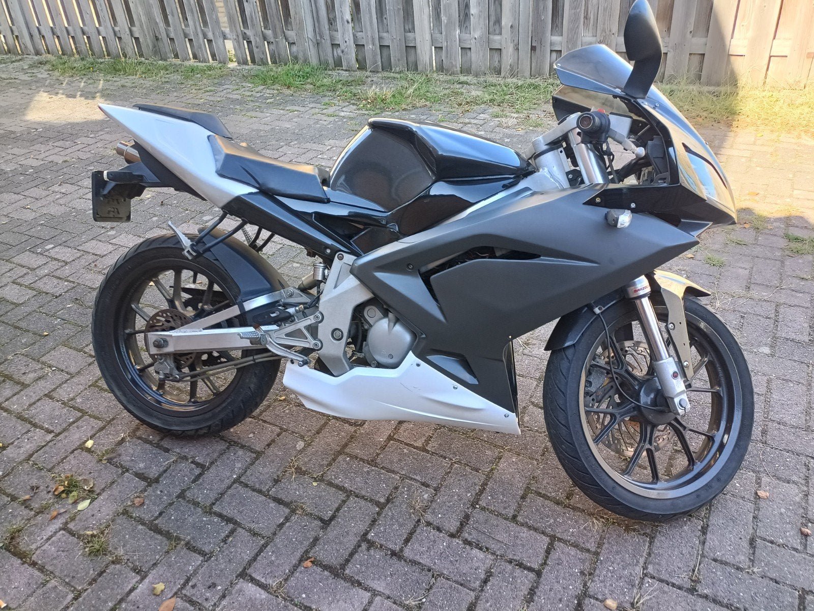 Foto 2 van te koop bromfiets aprilia rs50