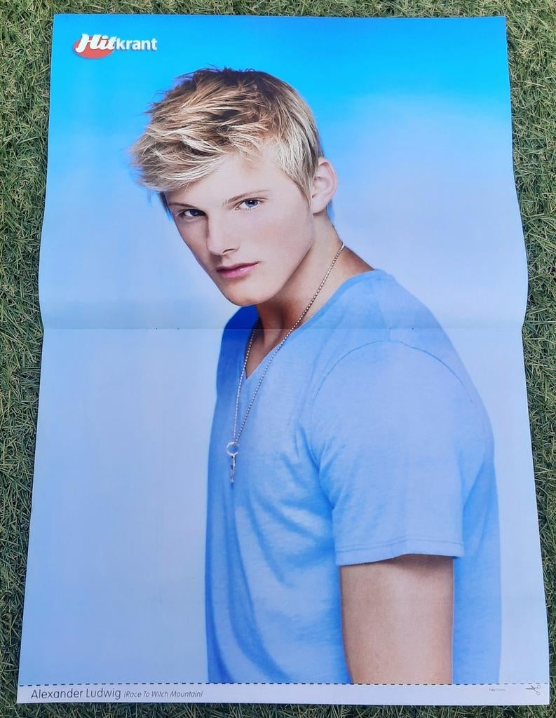 Poster 2x A4 Hitkrant 2009 Alexander Ludwig / Corbin Bleu ea, Verzamelen, Ophalen of Verzenden, Gebruikt, A1 t/m A3, Film en Tv