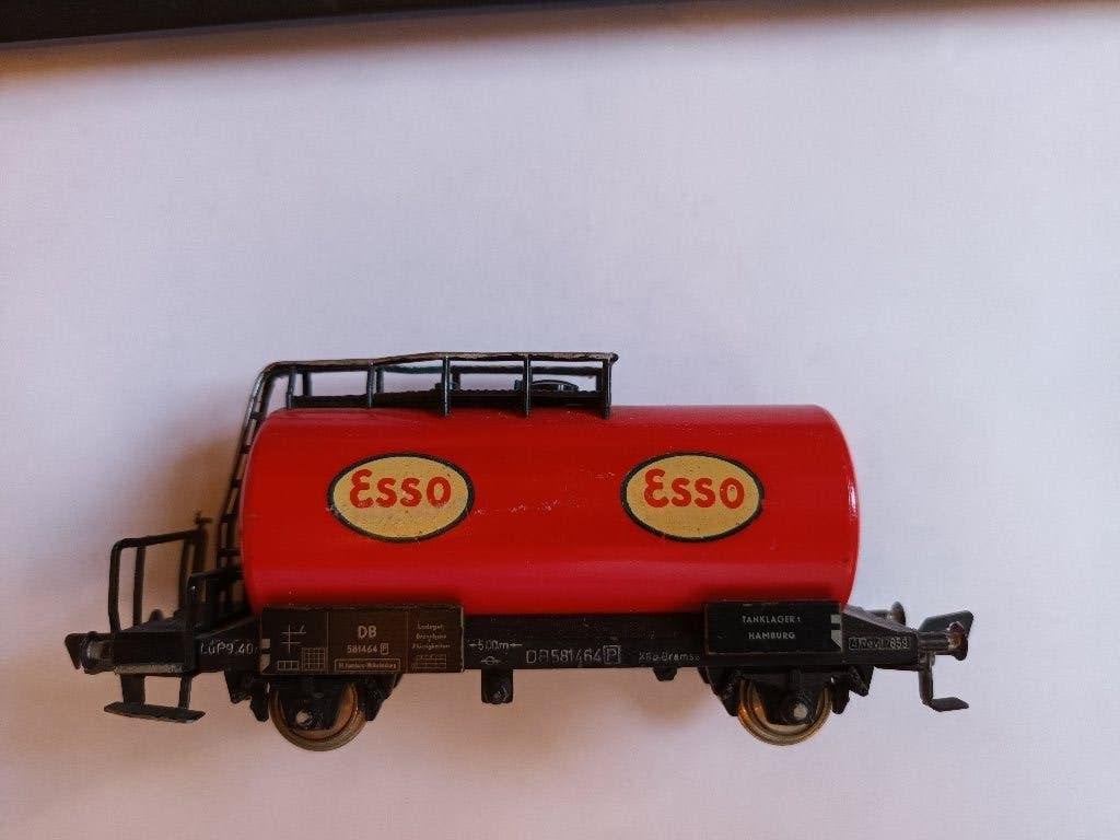Fleishmann 1475E Esso tank wagon, Gelijkstroom, Fleischmann, Wagon, Ophalen of Verzenden