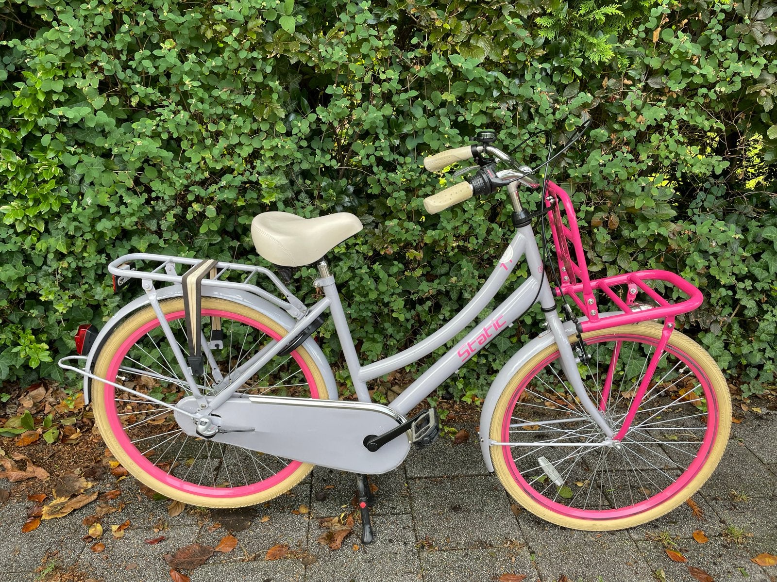 Static roze/lila meisjesfiets 26 inch, 3 versnellingen, Terugtraprem, Gebruikt, Handrem, Ophalen