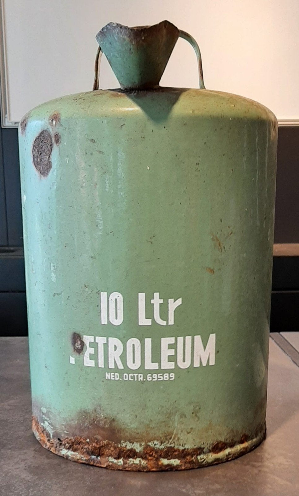 Vintage 10 Liter Petroleum Kan - Groen, Ophalen of Verzenden